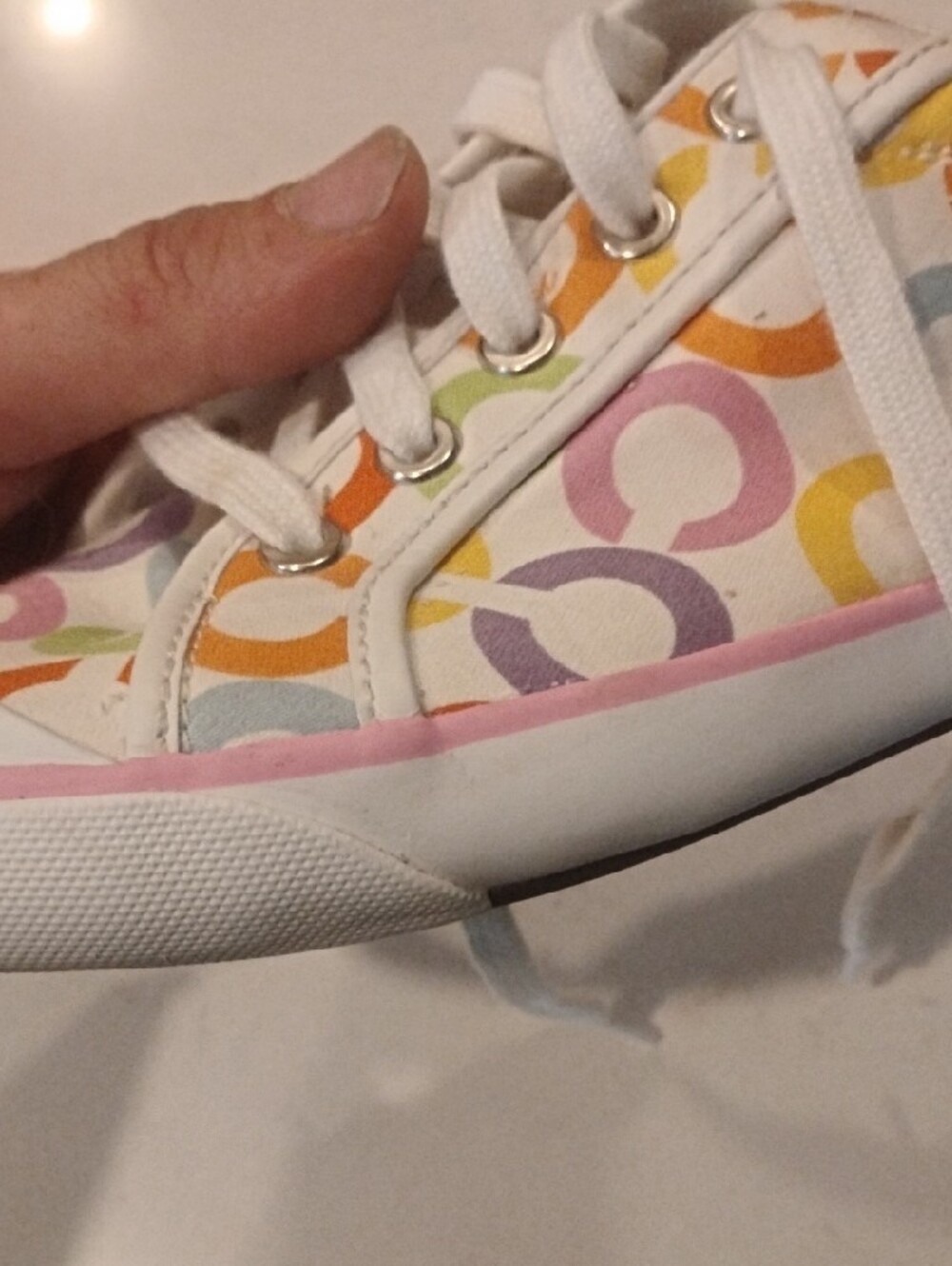 Coach White Low-Top Sneakers with Multicolor 'C' Print - Picture 5 of 15